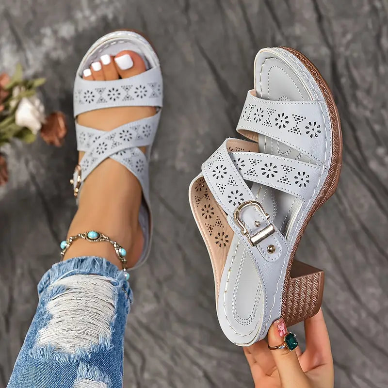 Nalira – Stilvolle Leder-Komfortsandalen mit Cut-Outs