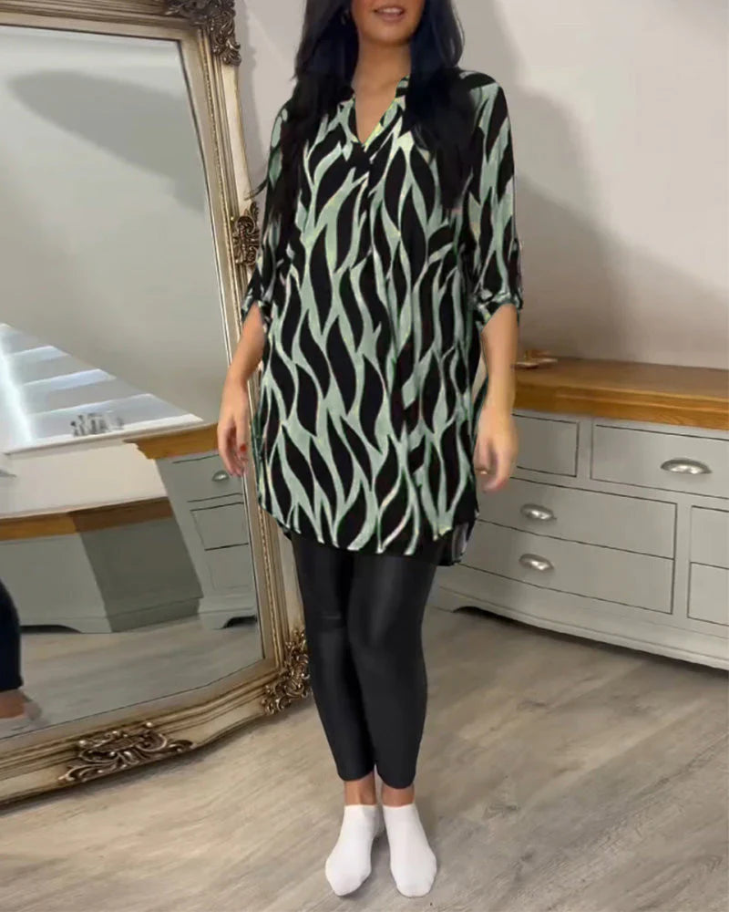 Mykaelae – Stylische Bluse mit abstraktem Print für Damen