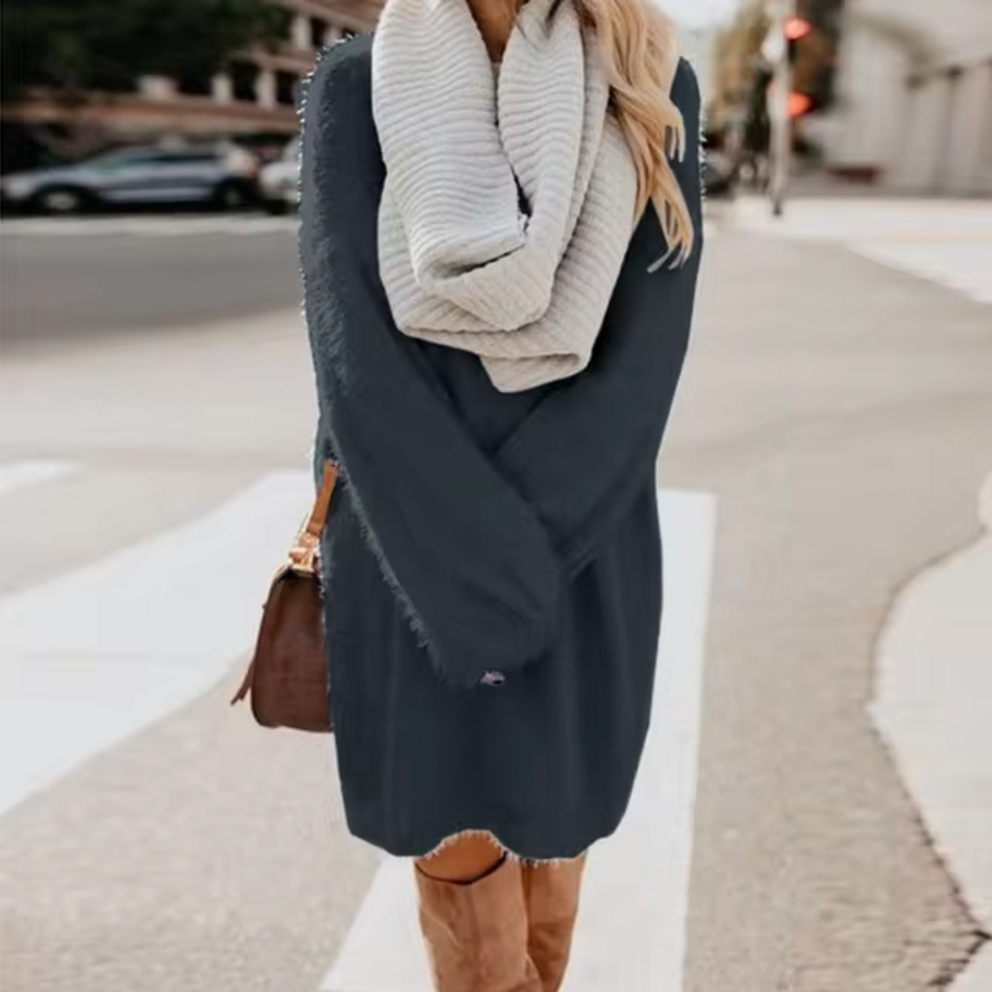 Elda – Strickpulloverkleid aus Baumwolle