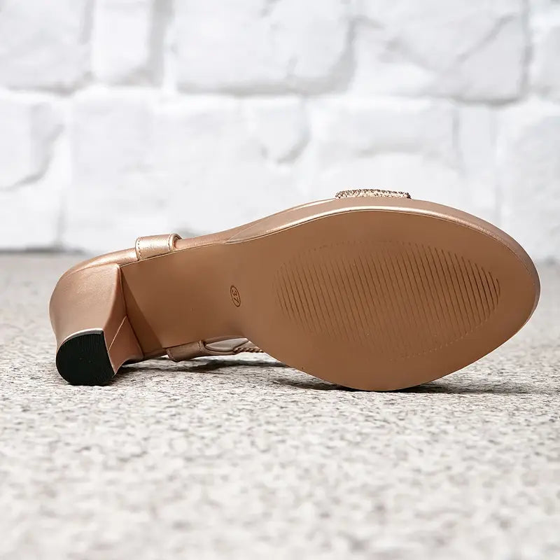 Nozuri – Elastische Slingback-Sandalen mit klobigem Absatz