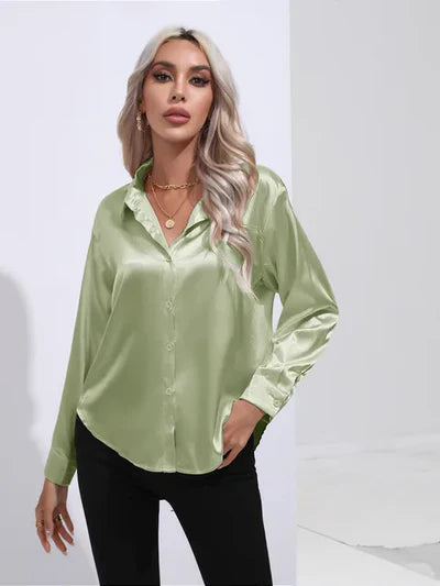 Tayindi – Elegante Satinbluse mit Bindeband