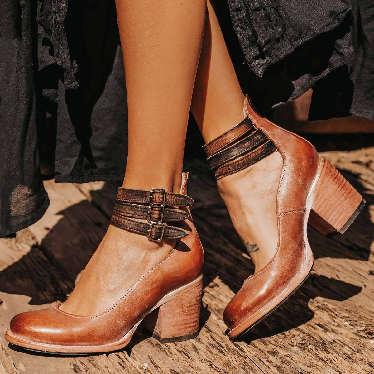 Neda - Stilvolle Pumps mit Knöchelriemen