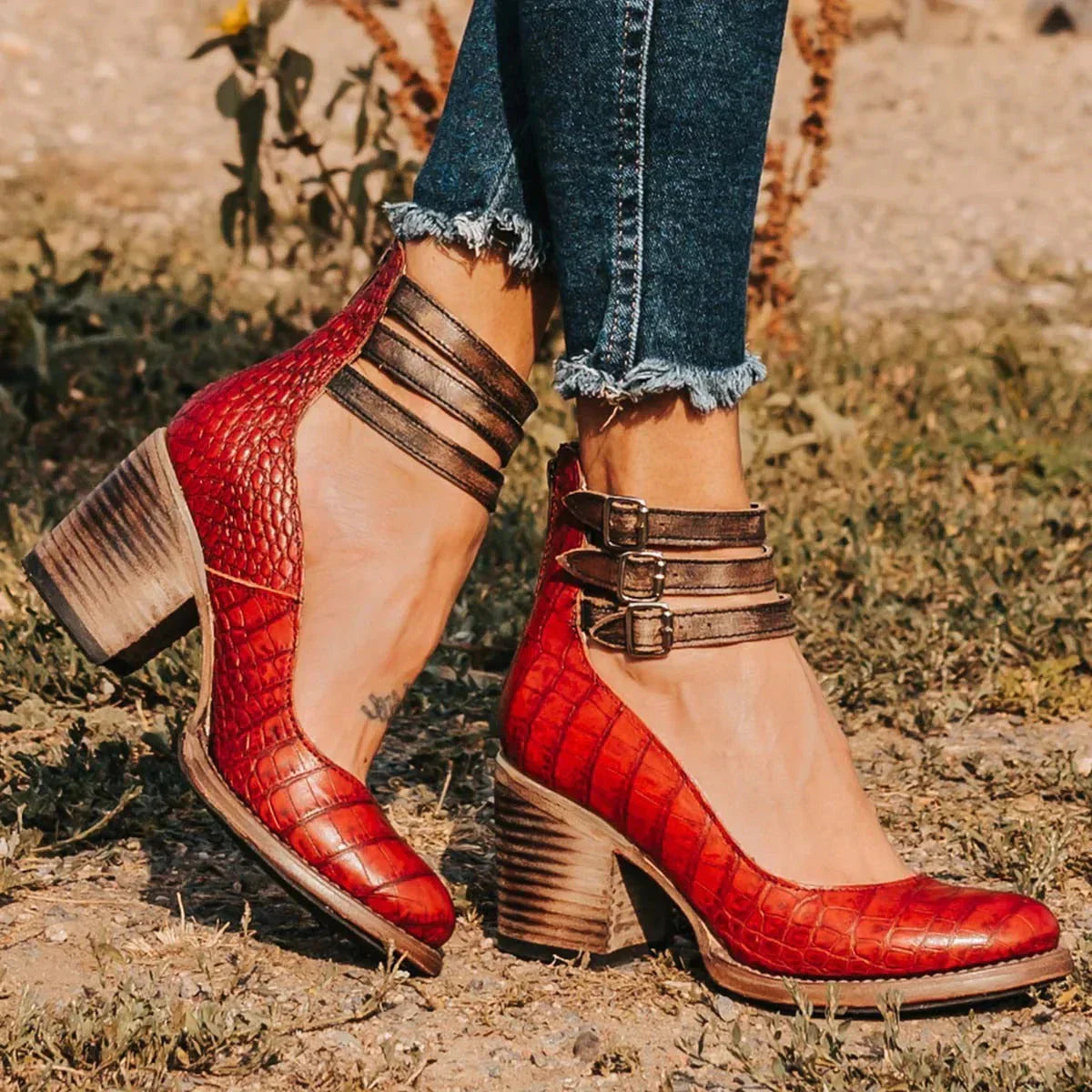 Neda - Stilvolle Pumps mit Knöchelriemen