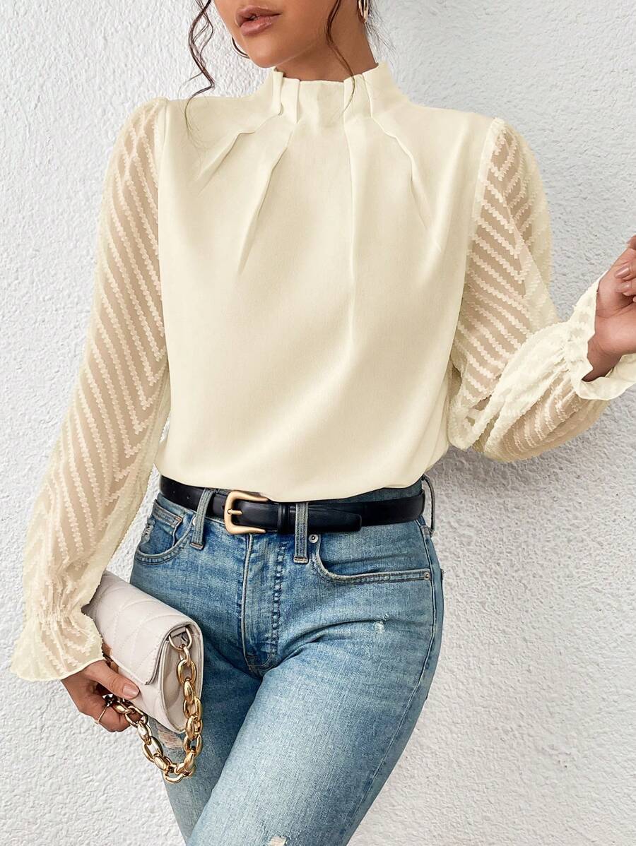 Tirynne – Elegante Bluse mit Chevron-Ärmeln