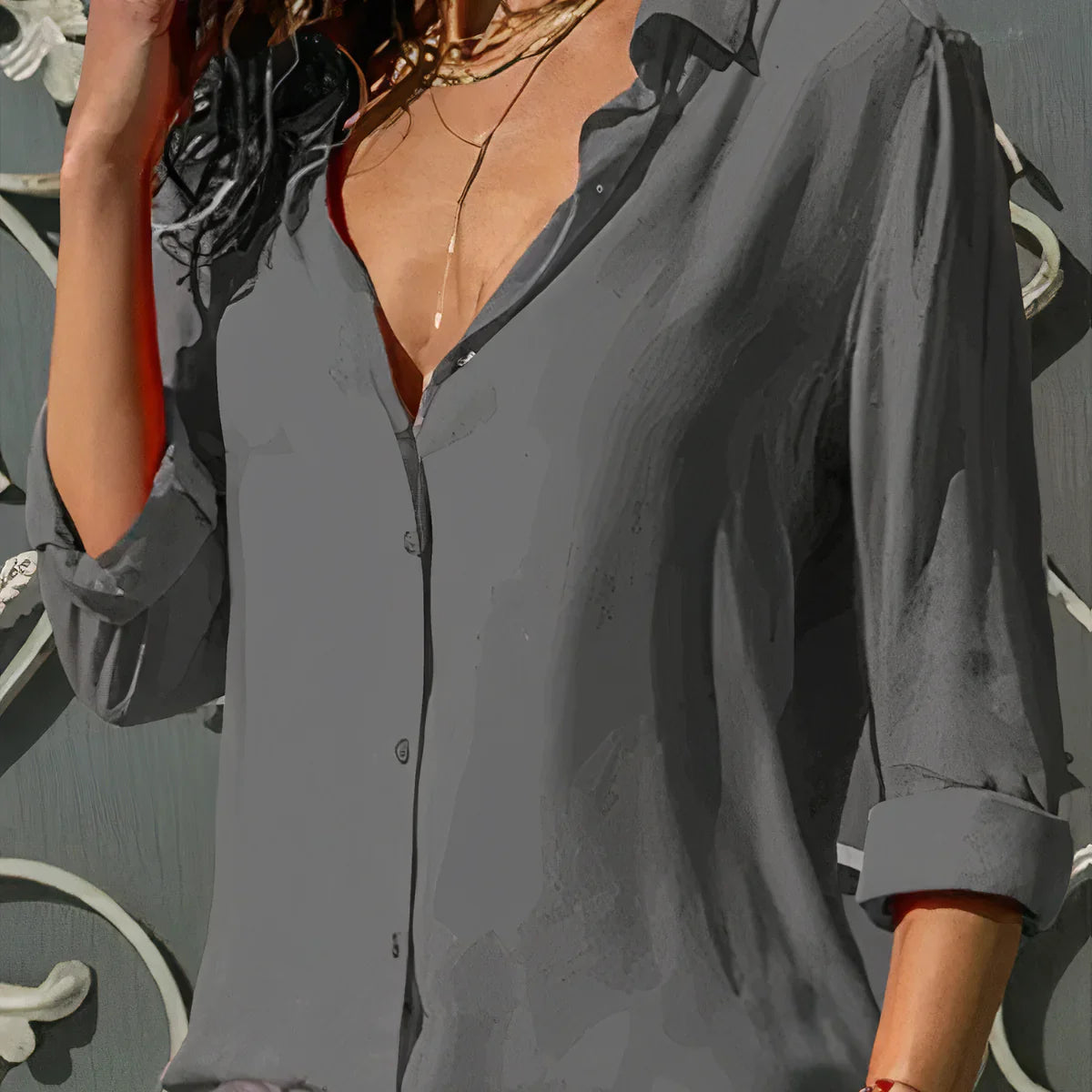 Brienna – Klassische Bluse mit V-Ausschnitt und Knopfleiste