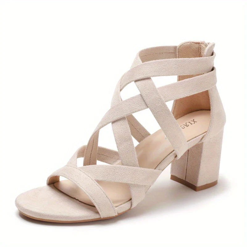 Amesira – Elegante Wildleder-Sandalen mit überkreuztem Blockabsatz