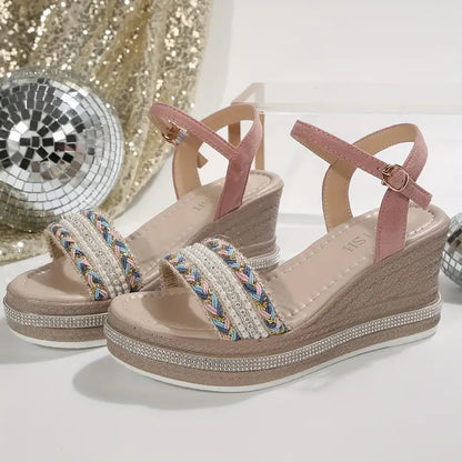 Chiarae – Boho-inspirierte Plateau-Sandalen mit Keilabsatz