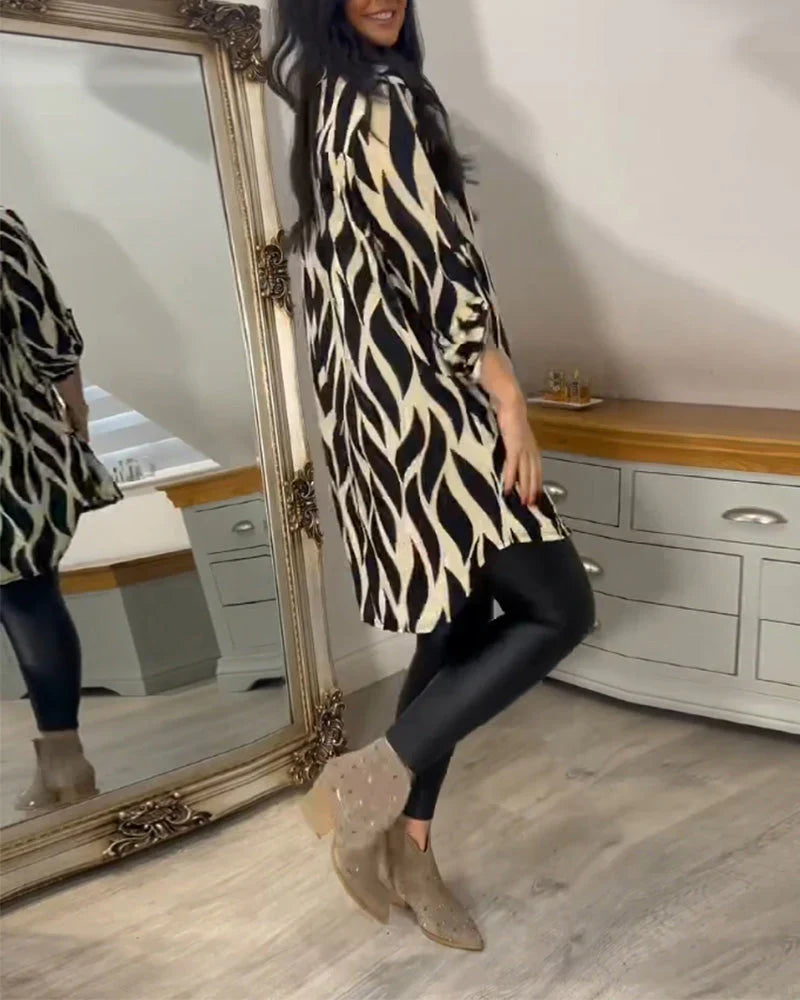 Mykaelae – Stylische Bluse mit abstraktem Print für Damen