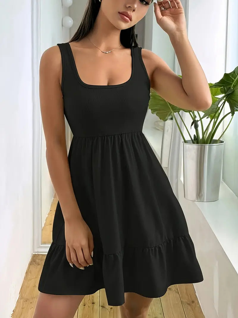 Emberlynn – Ärmelloses Stufen-Minikleid