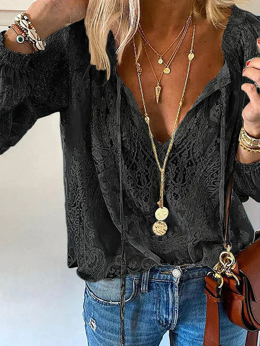 Brilaya – Boho-Spitzenbluse mit V-Ausschnitt