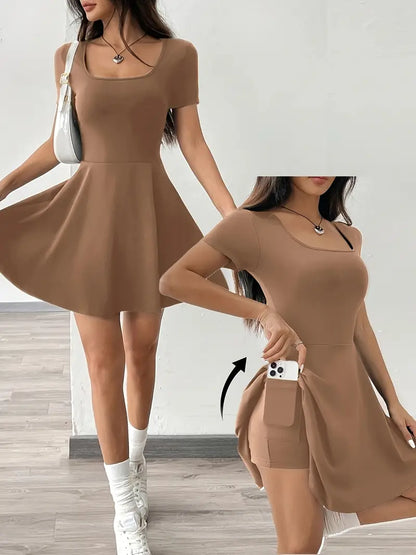 Gudrun – Schickes Skaterkleid mit integrierten Shorts und Tasche