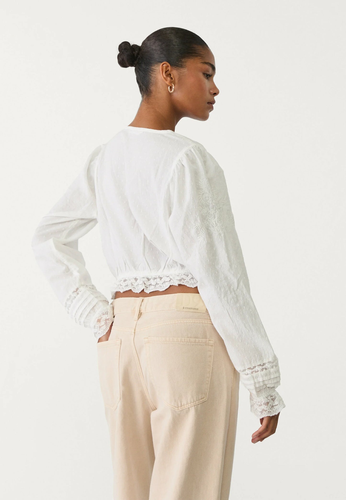 LOUISA - Embroidered Bluse - Weiß