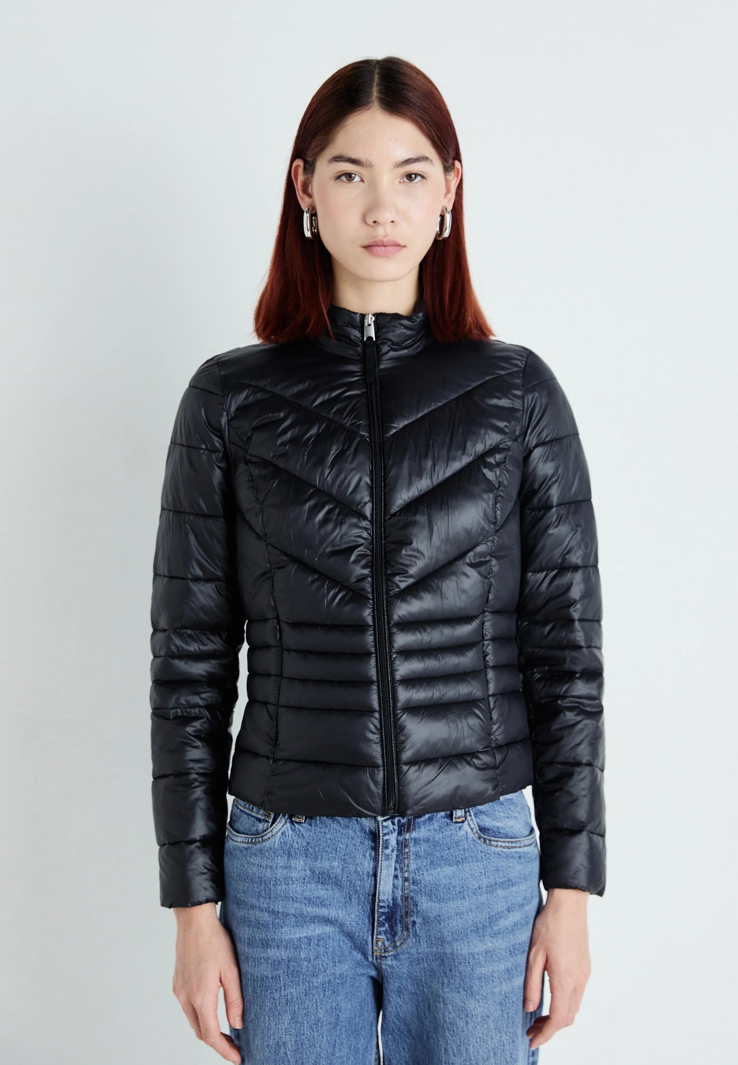 BRENDA - Leichte Jacke - Schwarz