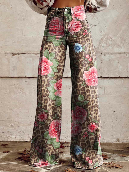 Mekhila – Weite Jeans mit Boho-Vintage-Print