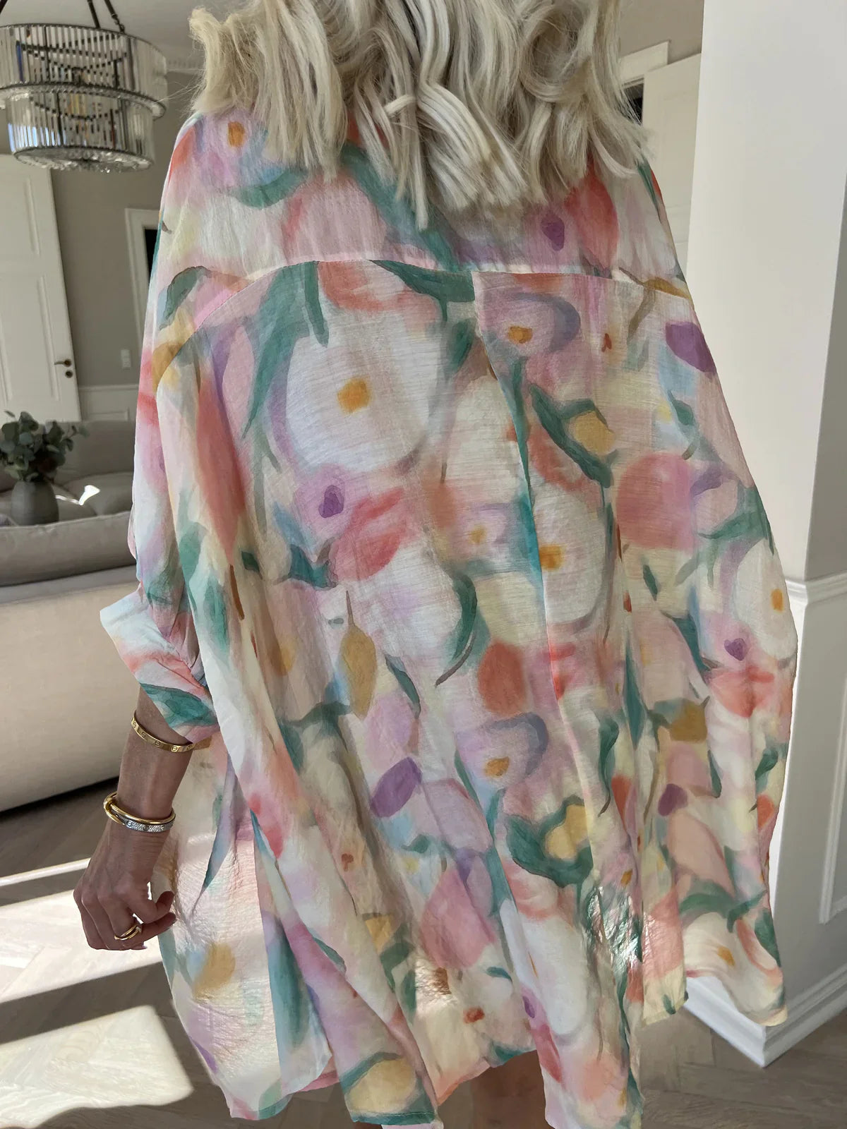 Lioraelle – Pastell-Aquarell-Oversize-Shirt