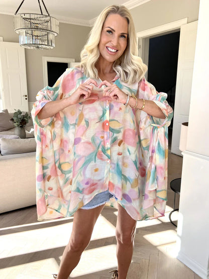 Lioraelle – Pastell-Aquarell-Oversize-Shirt