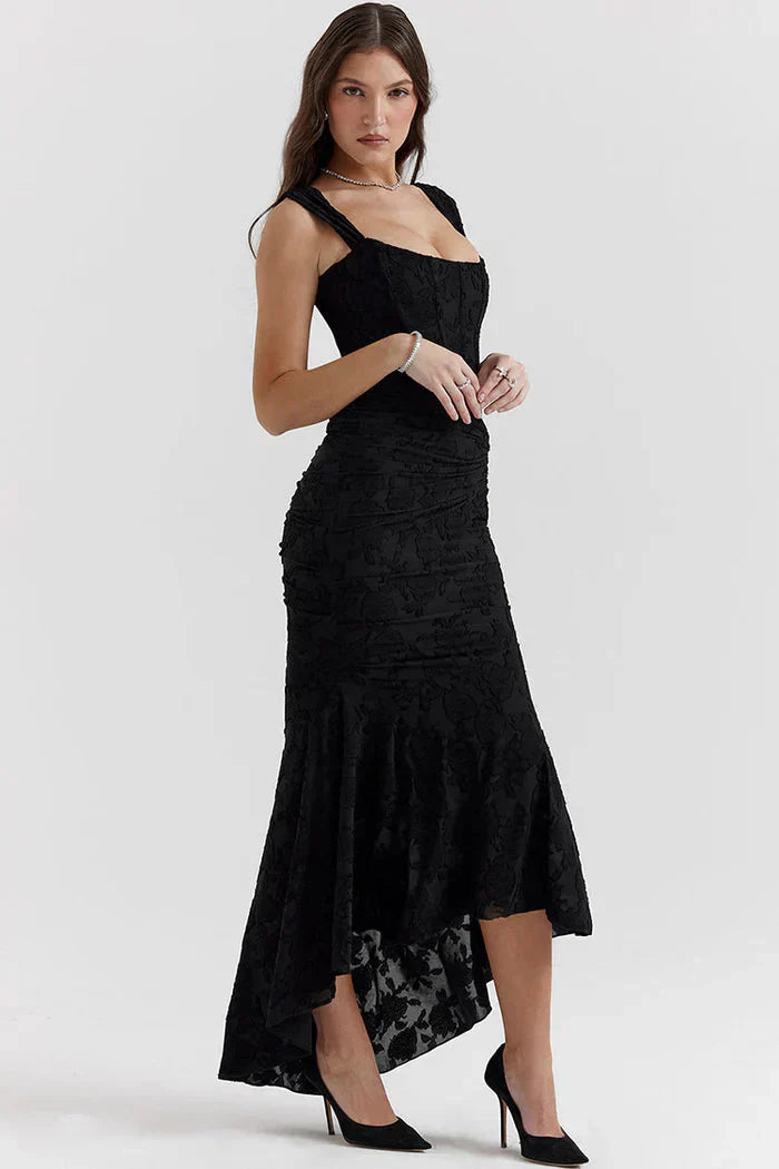 Melly – Elegantes schulterfreies Spitzenkleid