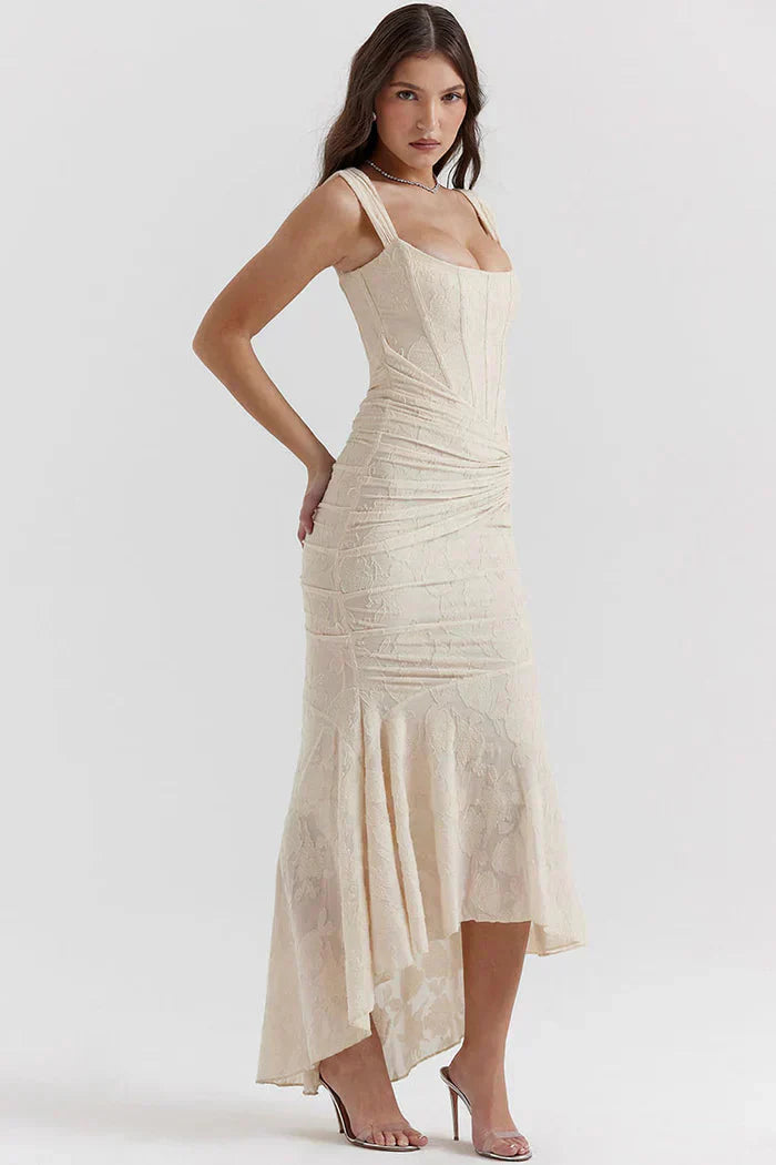Melly – Elegantes schulterfreies Spitzenkleid