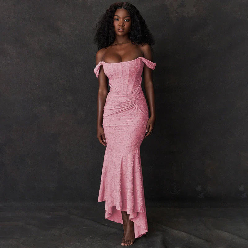 Melly – Elegantes schulterfreies Spitzenkleid
