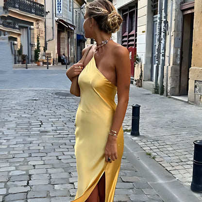 Auralin – Elegantes, rückenfreies Maxikleid aus Satin mit One-Shoulder-Träger