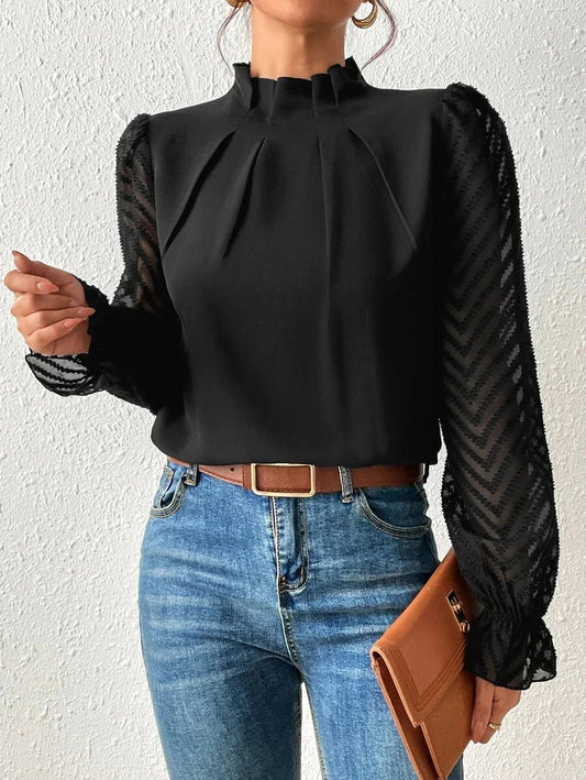 Tirynne – Elegante Bluse mit Chevron-Ärmeln