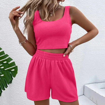Noelis – Geripptes Lounge-Set aus Crop-Top und Shorts