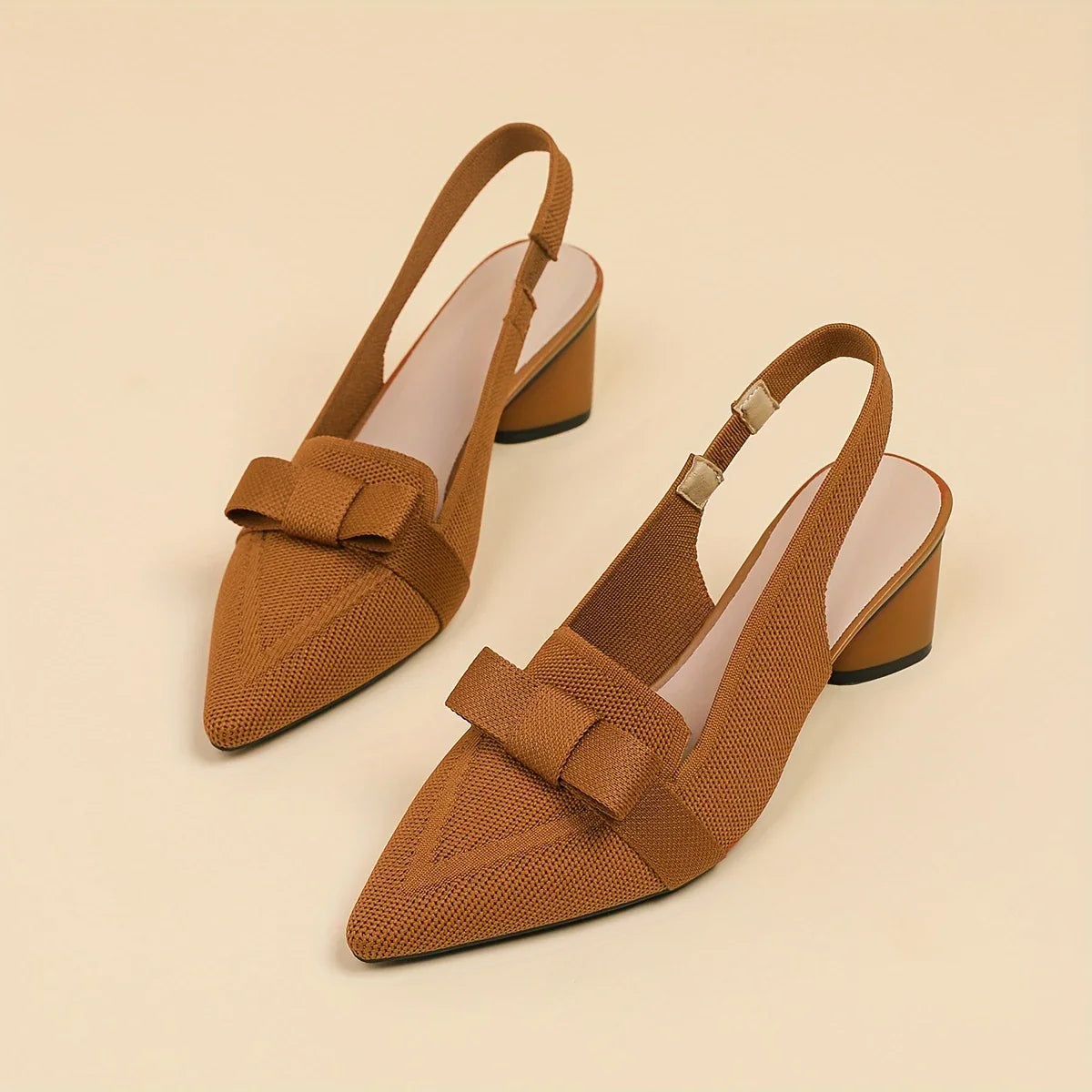 Caelina – Slingback-Blockabsätze mit spitzer Spitze und Schleife