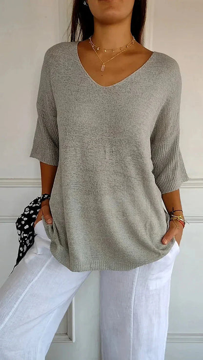 Lunessae – Elegantes, leichtes Stricktop mit V-Ausschnitt