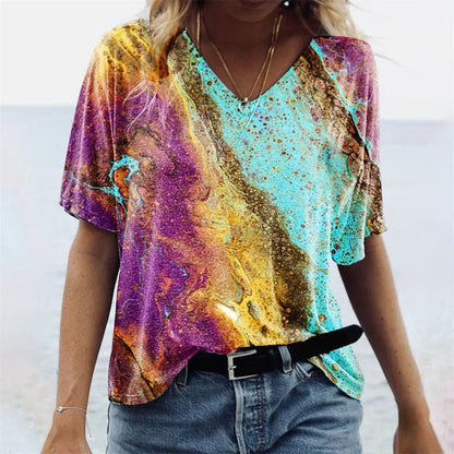Marlisse – Stylisches T-Shirt mit abstraktem Marmor-Print und V-Ausschnitt