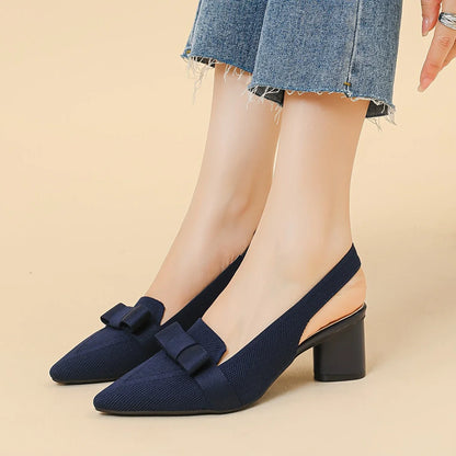 Caelina – Slingback-Blockabsätze mit spitzer Spitze und Schleife