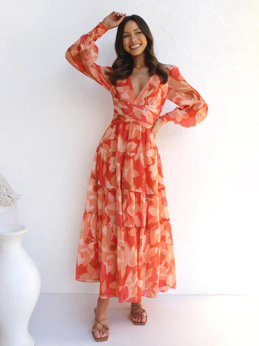 Caelith – Abstraktes Chiffon-Maxikleid
