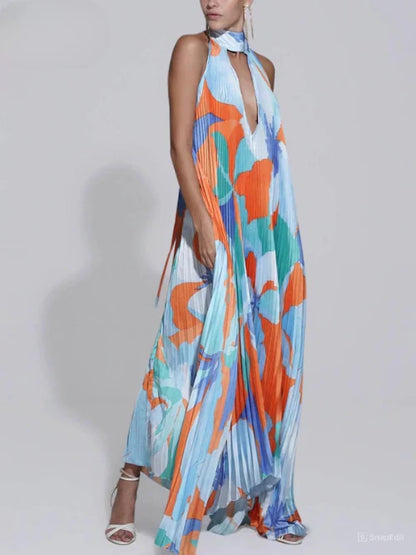 Mirelda – Neckholder-Maxikleid mit abstraktem Print und Plissee